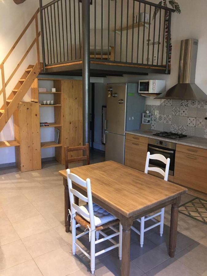 Juste Derriere Chez Nous Villa Boulbon Eksteriør bilde