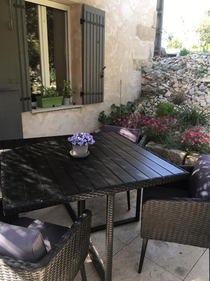 Juste Derriere Chez Nous Villa Boulbon Eksteriør bilde